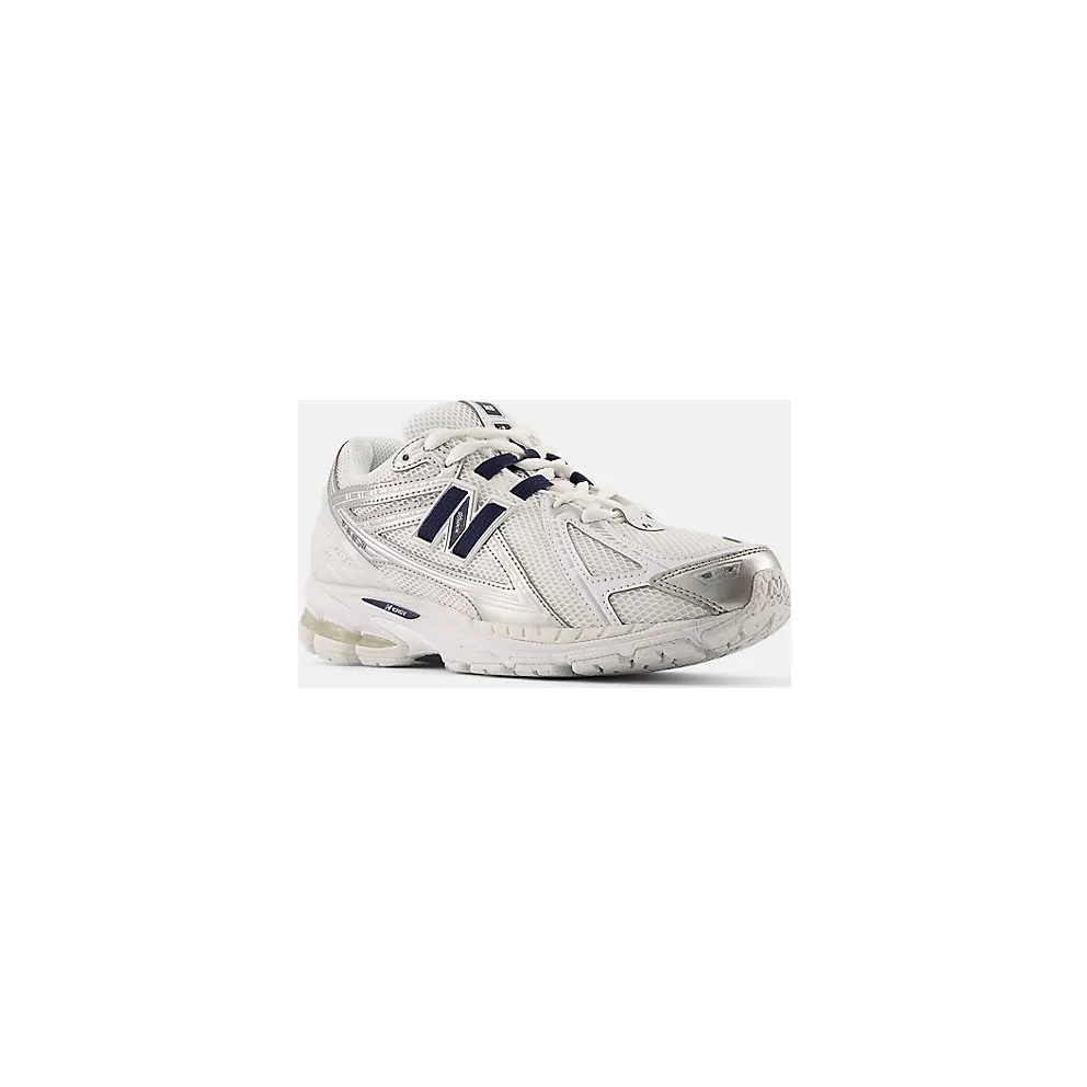 New Balance 1906R “White / Navy” (U1906RCM)