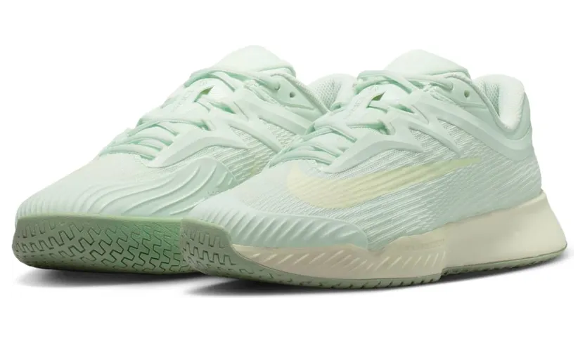 nikecourt FZ2158-301