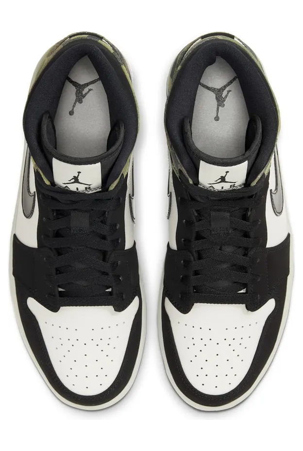 air-jordan-1 CW5490-001