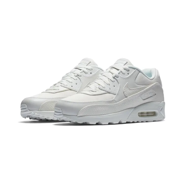 nike-air-max 700155-101