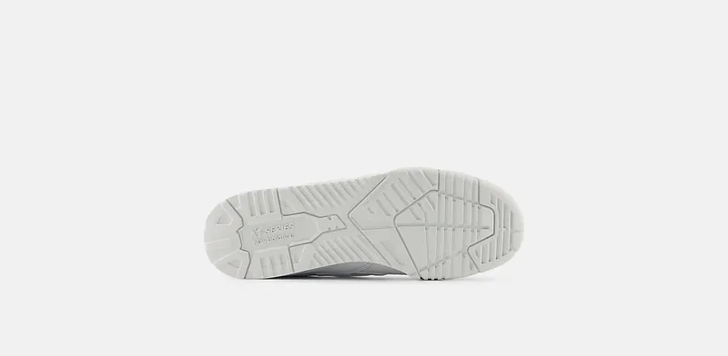 NEW BALANCE NB Numeric 770 “White” (NM770GNY)