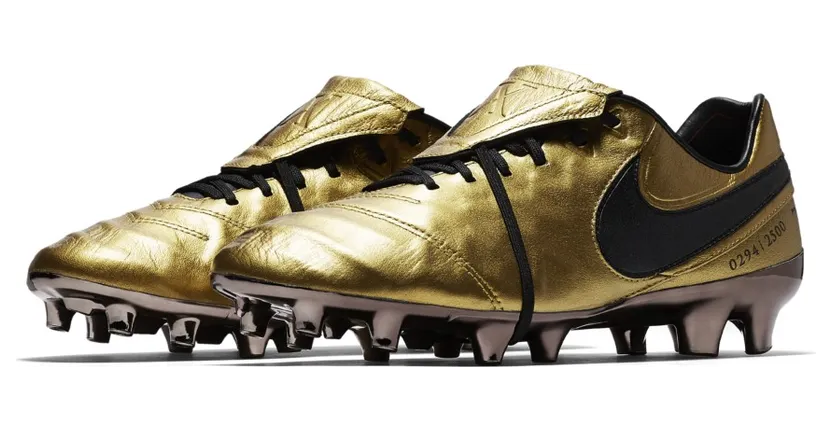 Nike Tiempo Legend VI SE FG Totti x Roma