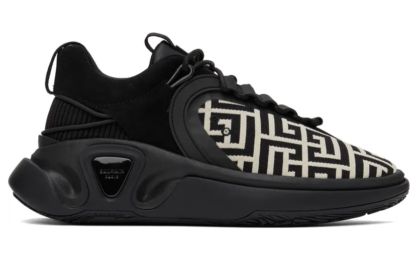 Balmain Black Knit B-Runner Sneakers (XM1VI261TKNM)