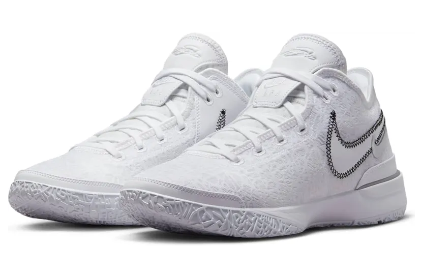 nike-zoom DR8784-101