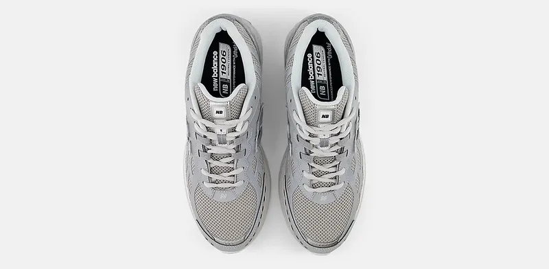 New Balance 1906W “Silver Metallic” (U1906WFE)