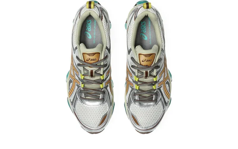 Asics GEL-Quantum Kinetic “White Khaki” (1203A270-102)