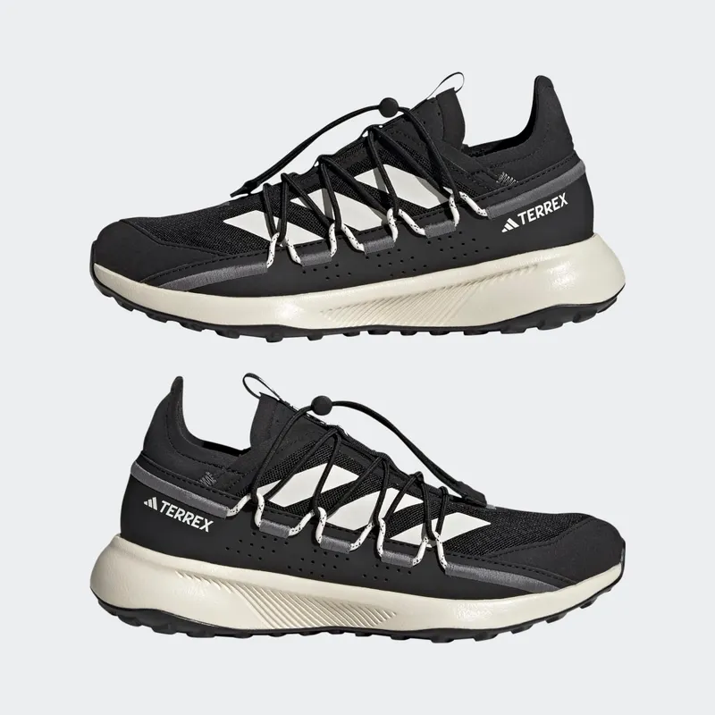 adidas Terrex Voyager 21 Travel Core Black / Chalk White / Grey Five (HQ0941)