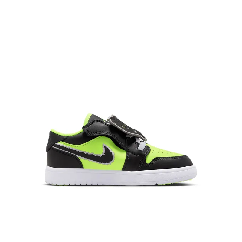 Jordan 1 Low Alt SE Black Cat Volt (DX6667-701)