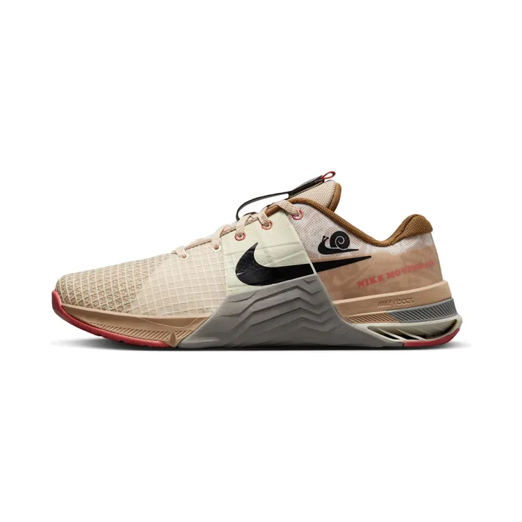 Nike Metcon 8 AMP Nike Moving Company “Sand Drift / Hemp / Coconut Milk / Black” (DV1206-100)