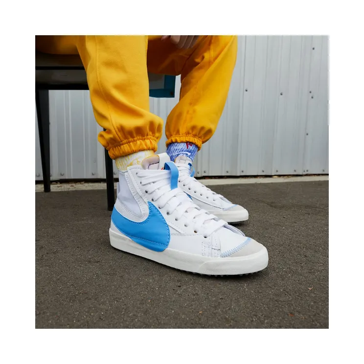 nike-blazer DD3111-103