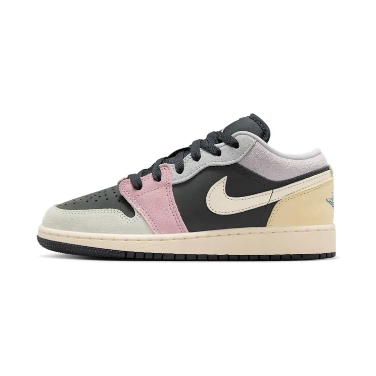 Jordan 1 Low SE Black Pastels (IB7111-004)