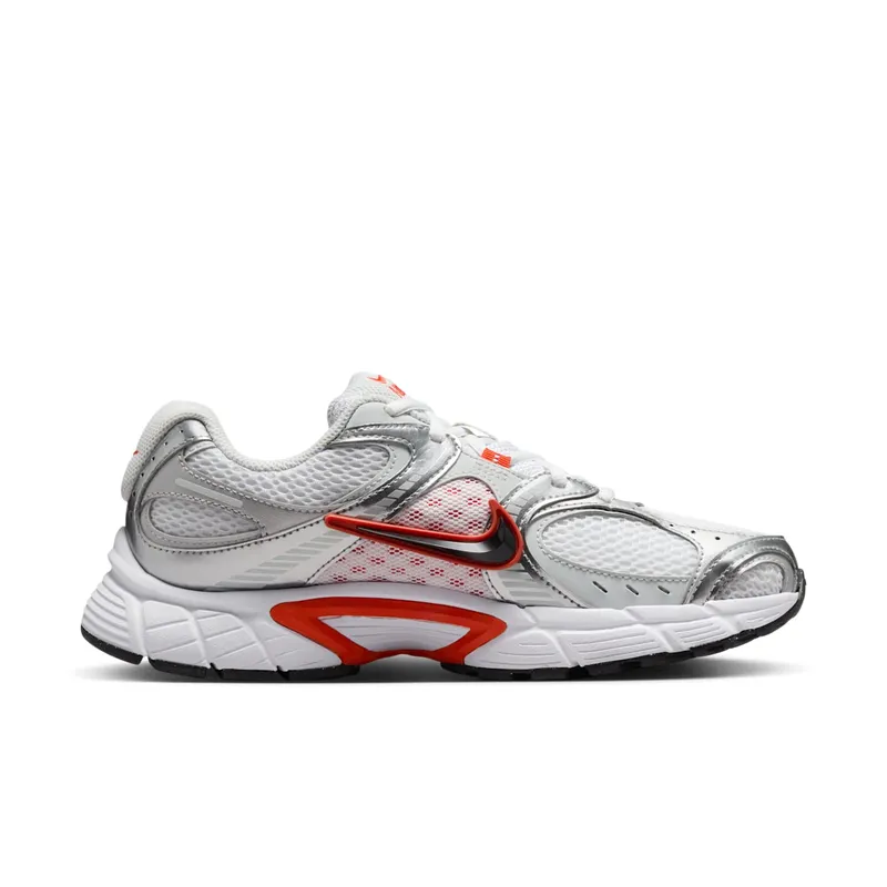 Nike V5 RNR “White Picante Red Vast Grey Black” (HQ7901-100)