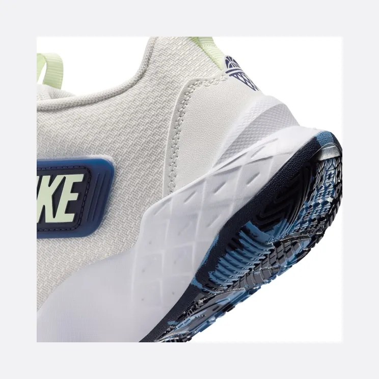 nike-team-hustle-d-12 HF6279-104
