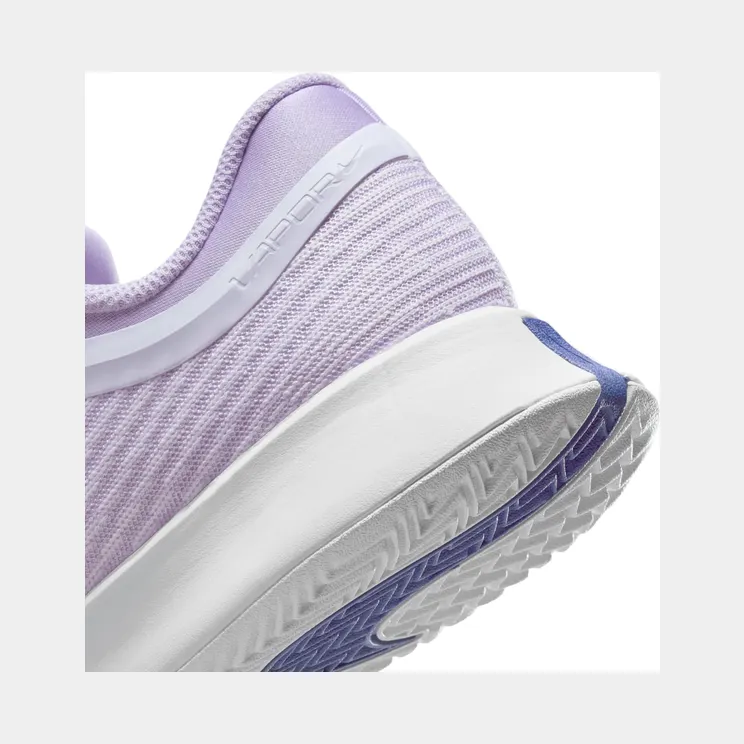 nikecourt HQ6030-500