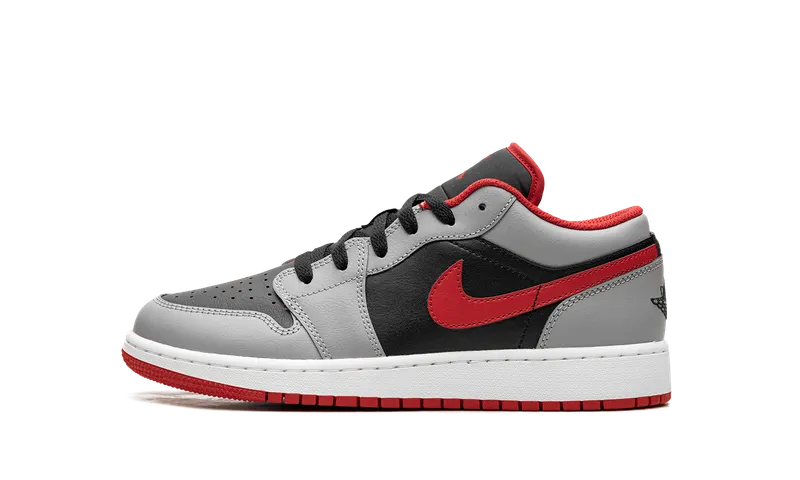 Air Jordan 1 Low GS “Black / Fire Red” (553560-060)