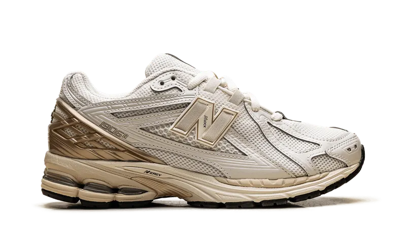 New Balance 1906R “Angora Sandstone StoNeware” (M1906RJA)