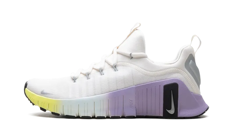 Nike Free Metcon 6 SE “Phantom Black Hydrangeas Metallic Silver” (HJ6214-001)
