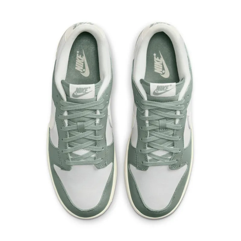 Nike Dunk Low Retro Premium Mica Green/Photon Dust/Sail (DV7212-300)