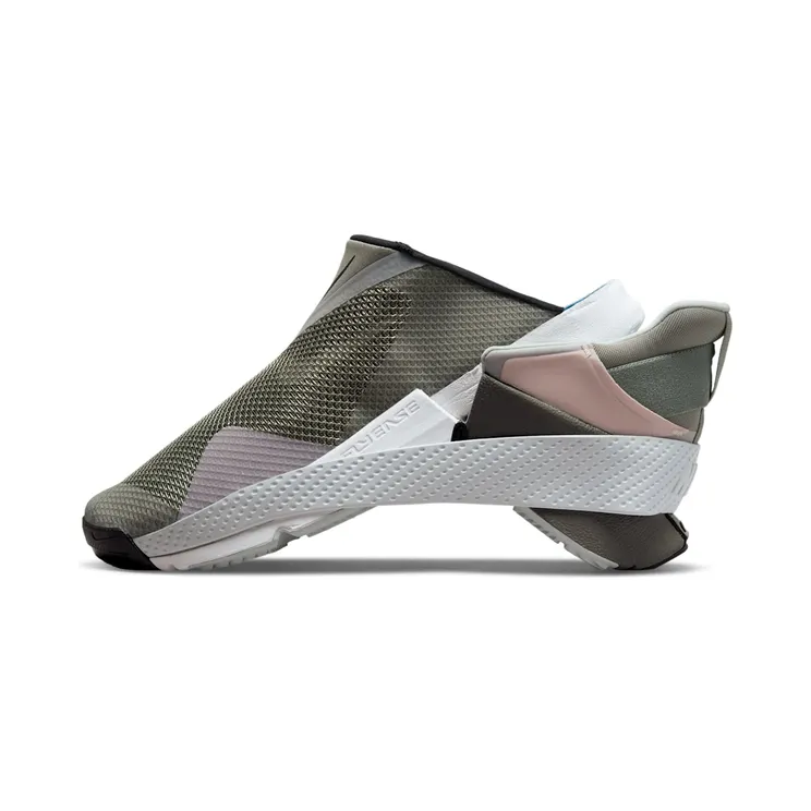 Nike Go FlyEase “Light Army/Black/Summit White” (CW5883-300)