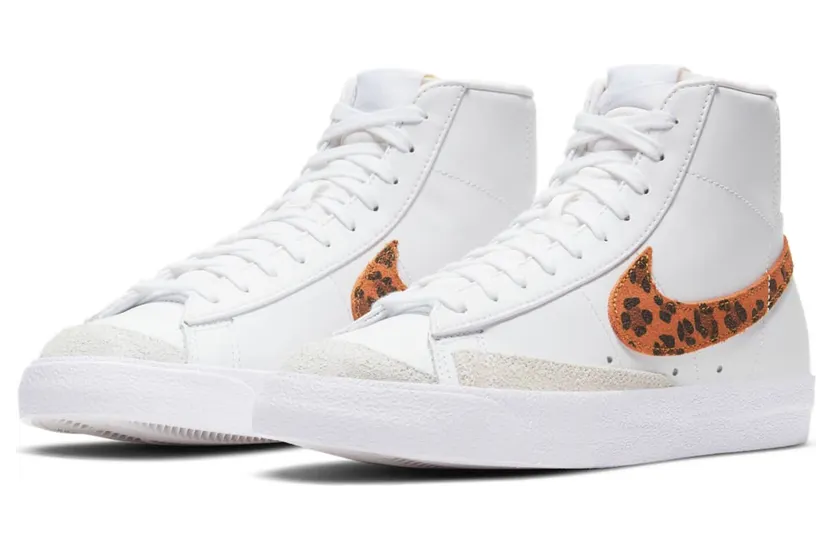 nike-blazer DA8736-101