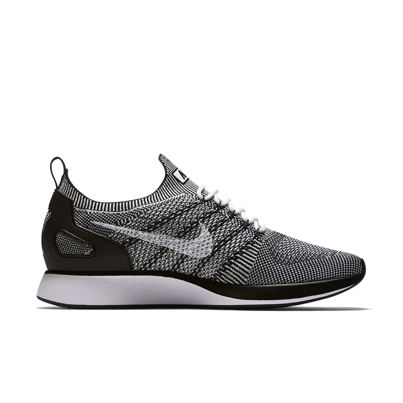 Nike Mariah Flyknit Racer Oreo (918264-102)
