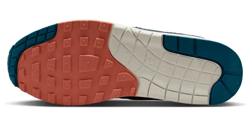 nike-air-max IQ2938-400