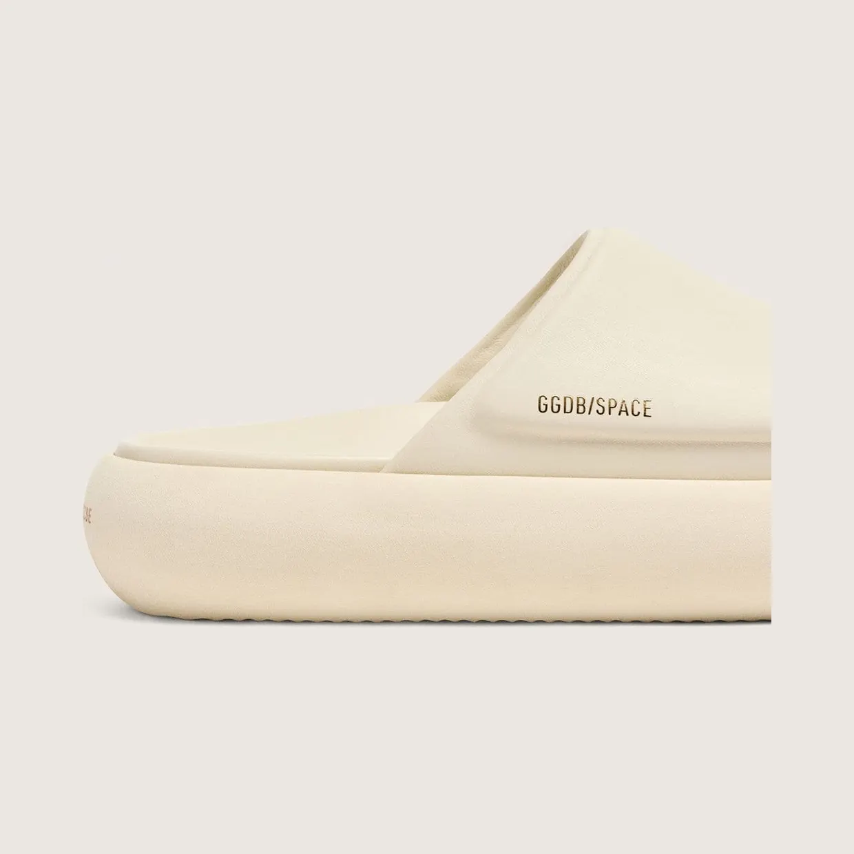 Golden Goose Space-Star Slip-Ons In White Leather (GWF00567.F007813.15344) (4)