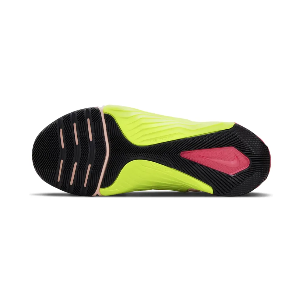 Nike Metcon 7 X Training Shoe Yellow “Pollen / Volt / Pale Coral / Black” (DA8110-721)