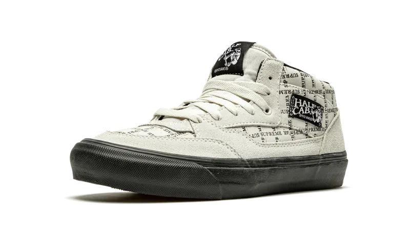 Vans Half Cab Pro Supreme “Supreme – Grid Logo – White” (VN0A3QPH2YV)