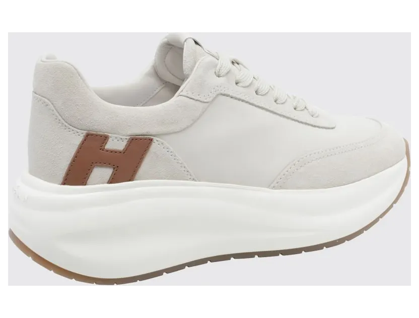 Hogan H696 Sneakers in Smooth Calfskin and Suede with Chunky Sole Beige (HXW6960GG30UIT0BAL) (2)