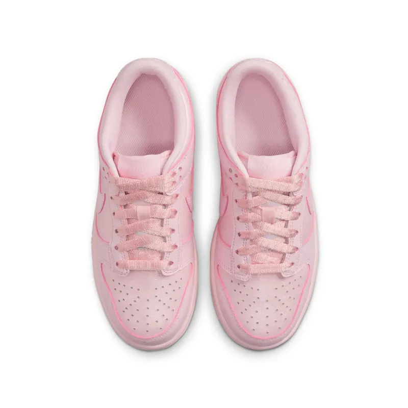 Nike Dunk Low SE Older Kids’ Pink (921803-601)