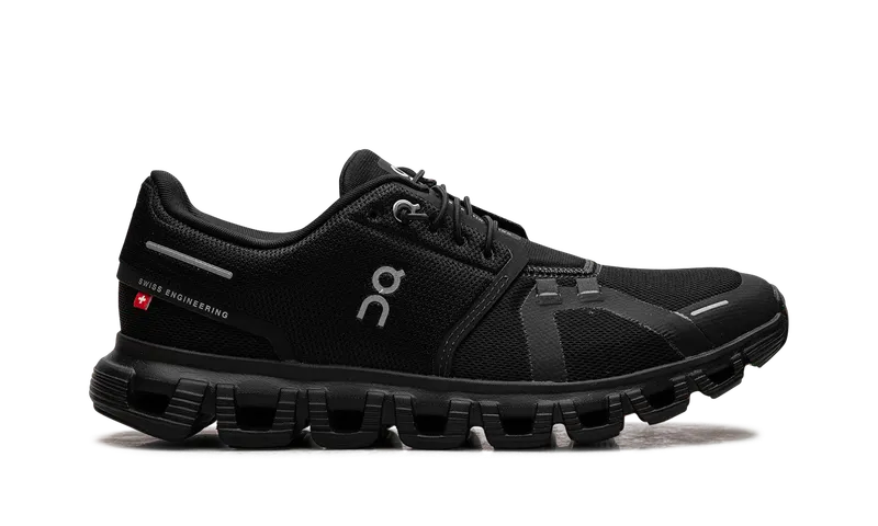 On Running Cloud 6 “Black Black” (3WF10061043)