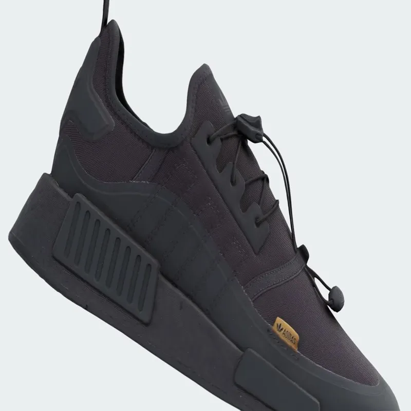 Adidas NMD_R1 TR Carbon / Carbon / Gum (GX4494)