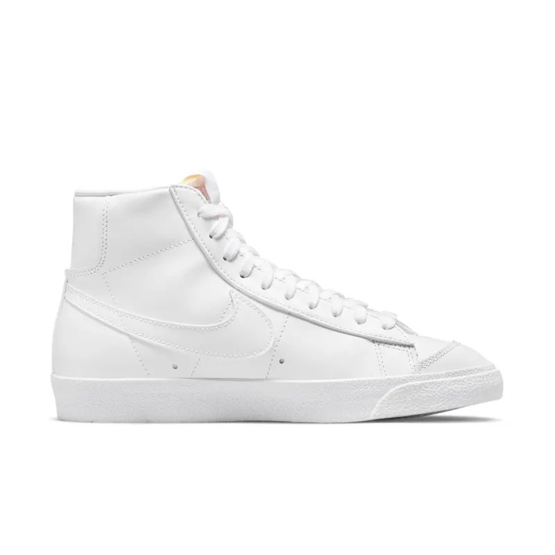 Nike Blazer Mid ’77 “Triple White” (CZ1055-117)