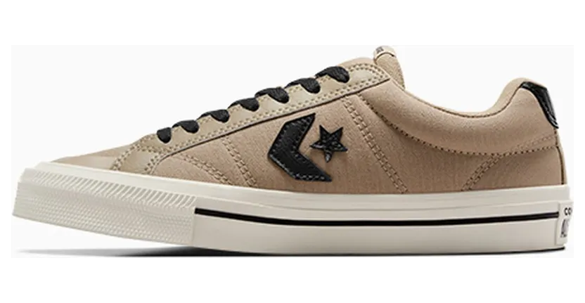 converse-sneaker A12747C