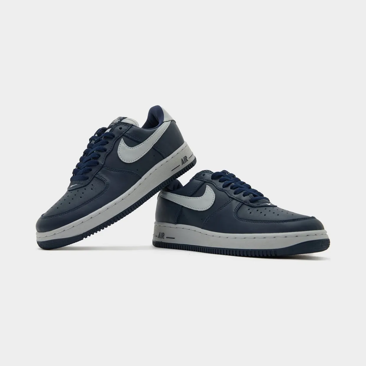 nike-air-force IV4501-400