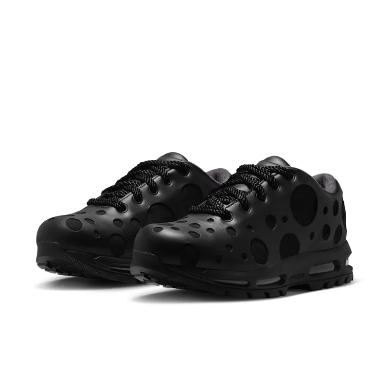 Nike Air Max Goadome Low “Black Hole” (IR2174-001)