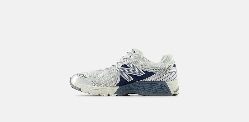 New Balance 860 V2 “Vintage Indigo” (ML860GG2)