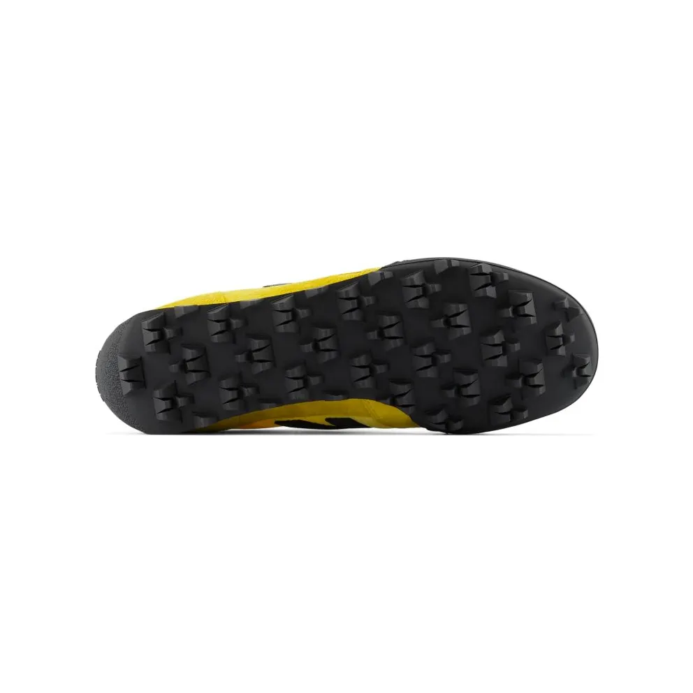 New Balance Gator Run “Apollo Gold Black” (UGTR9SR)