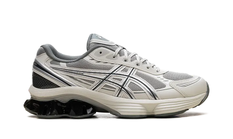 Asics Gel-Kinetic Fluent “Seal Grey Pure Silver” (1203A591-021)