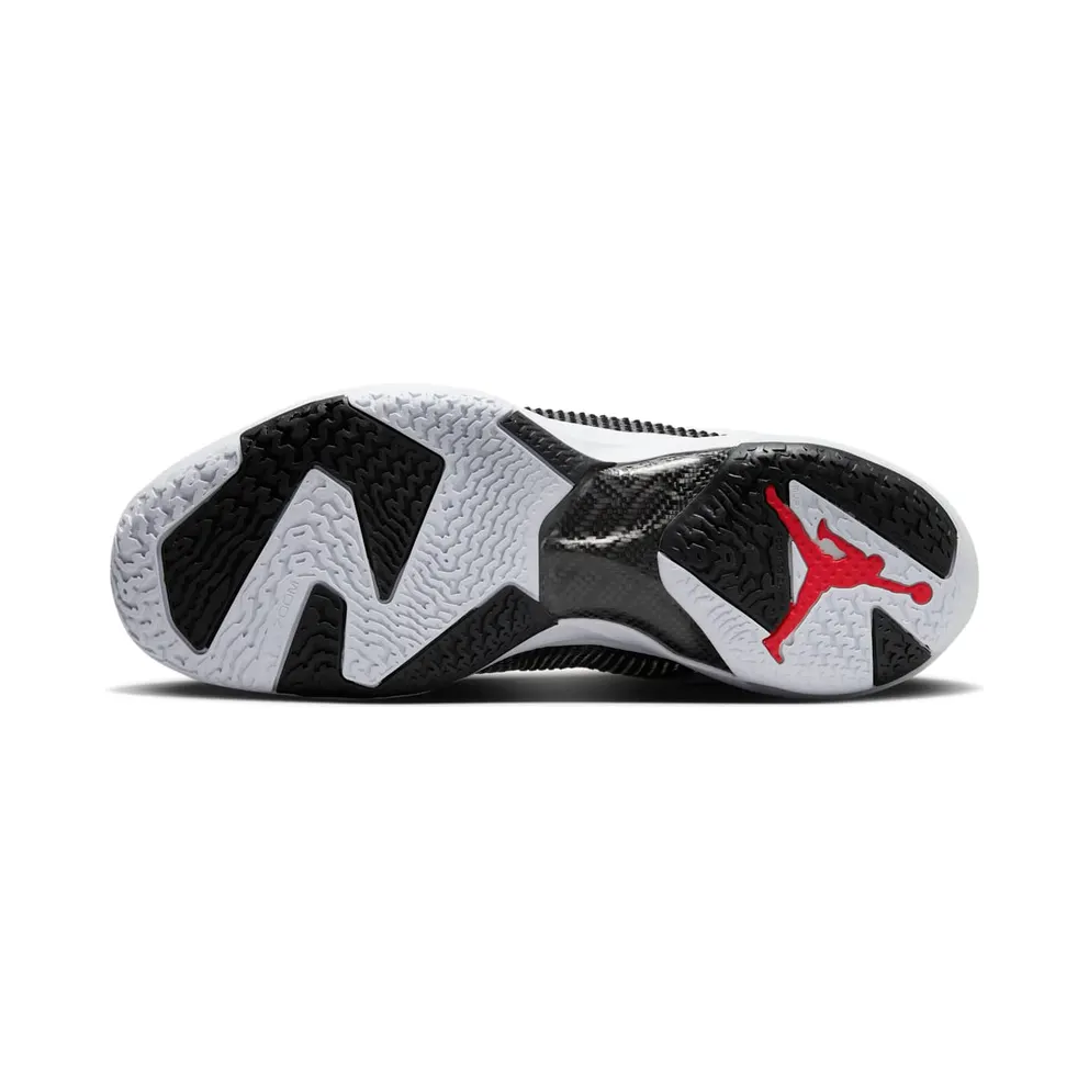 Air Jordan 37 Low “Siren Red” (DQ4122-100)