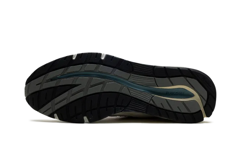 New Balance 991v2 “MiUK Kith Madison Square Garden” (U991KT2)