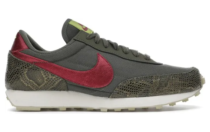 Nike Daybreak Medium Olive Worn Brick (CZ0464-200)