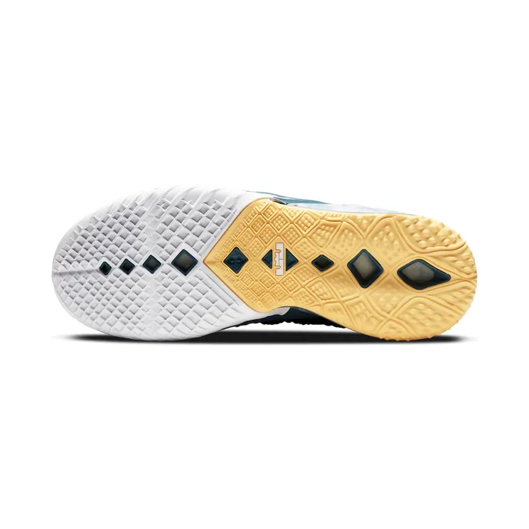 nike-lebron-18 DB8148-003