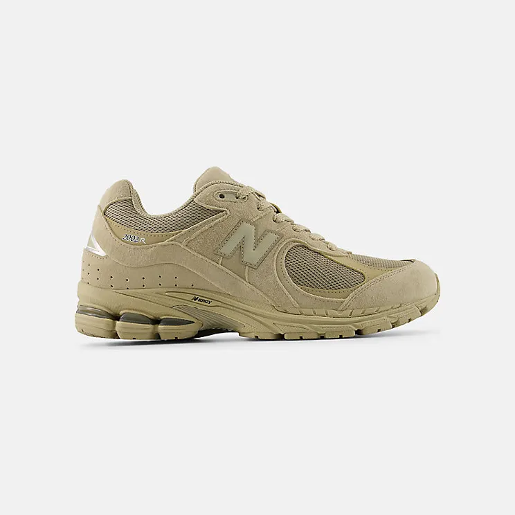 New Balance 2002R “StoNeware Silver Metallic” (U20025I9)