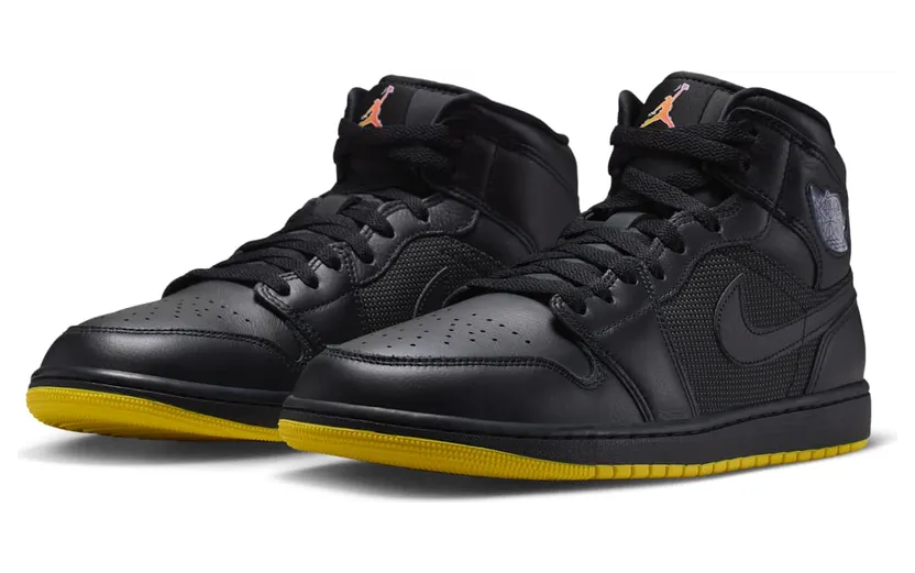 air-jordan-1 IO2052-001
