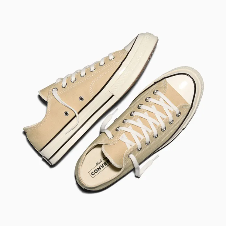 converse-chuck-taylor-all-star A15974C