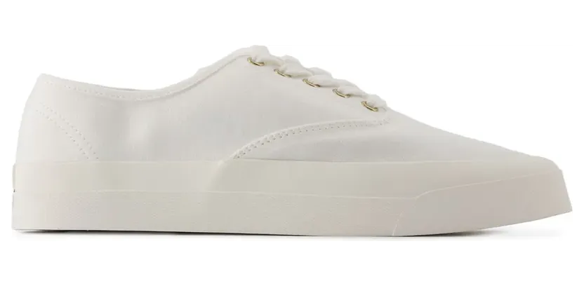 Maison Kitsuné mit Schnürung “White” (MW04801WW9000)