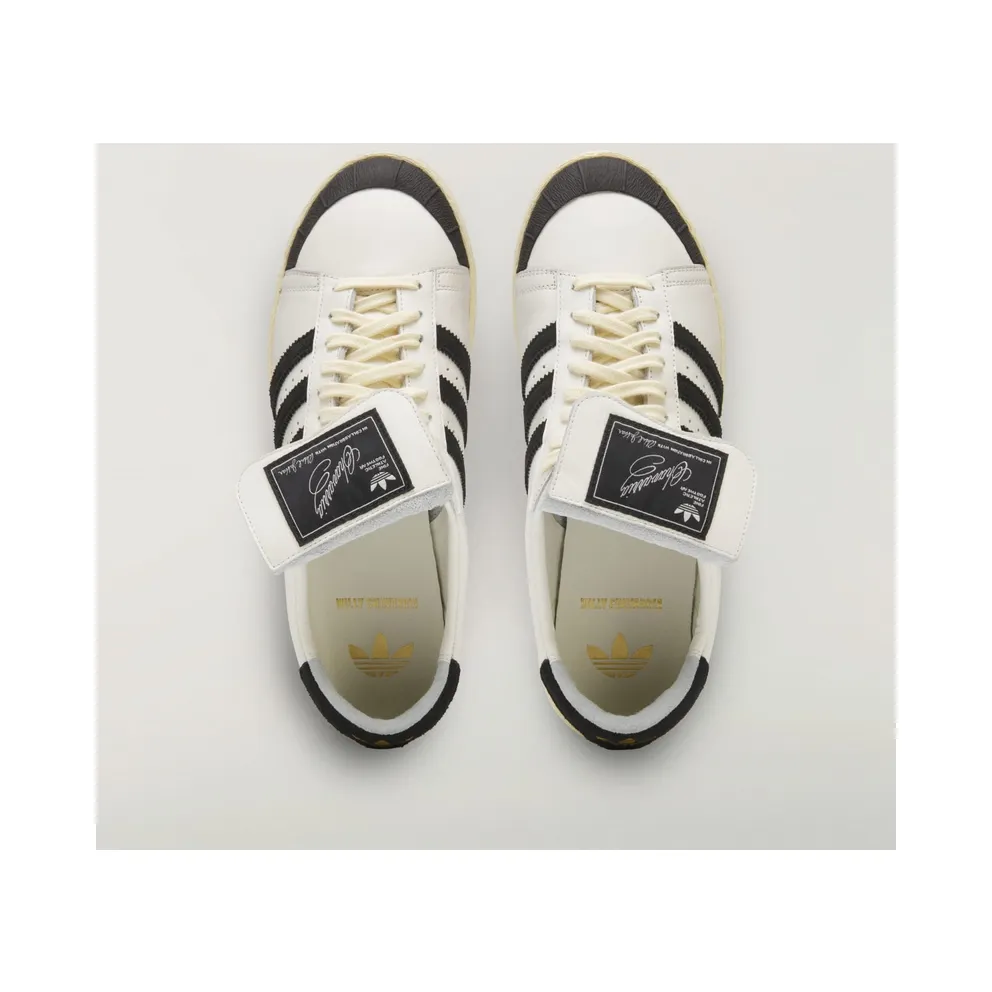 Adidas Chavarria Jabbar Low Off White / Core Black / Warm Vanilla (JP6107)