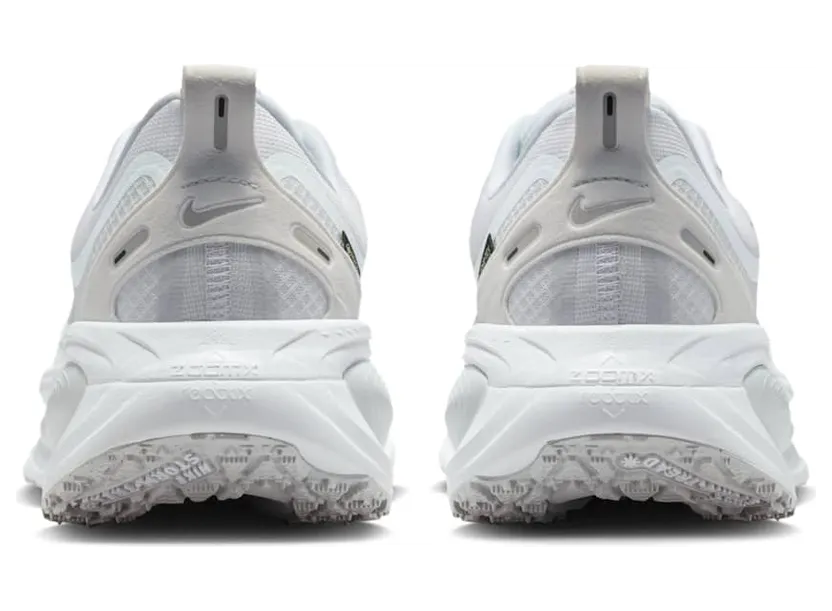 nike-vomero HQ7001-100